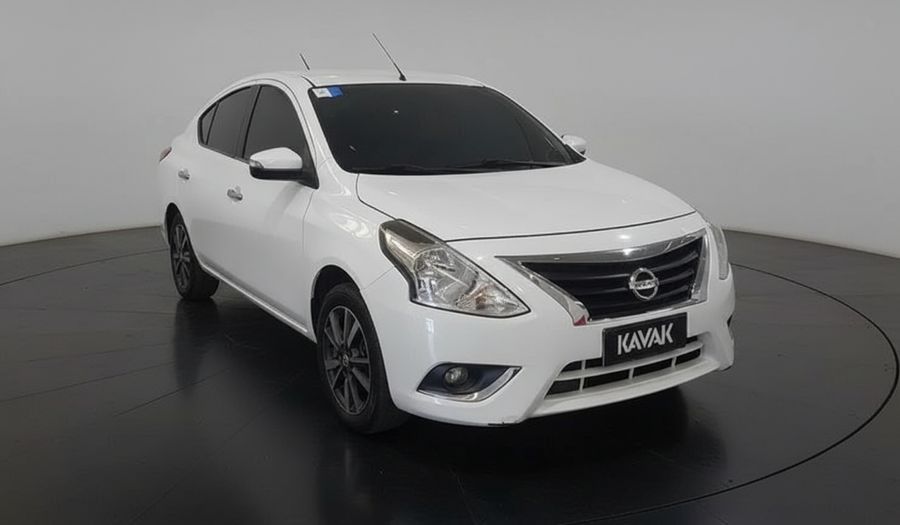 Nissan Versa START SL Sedan 2019