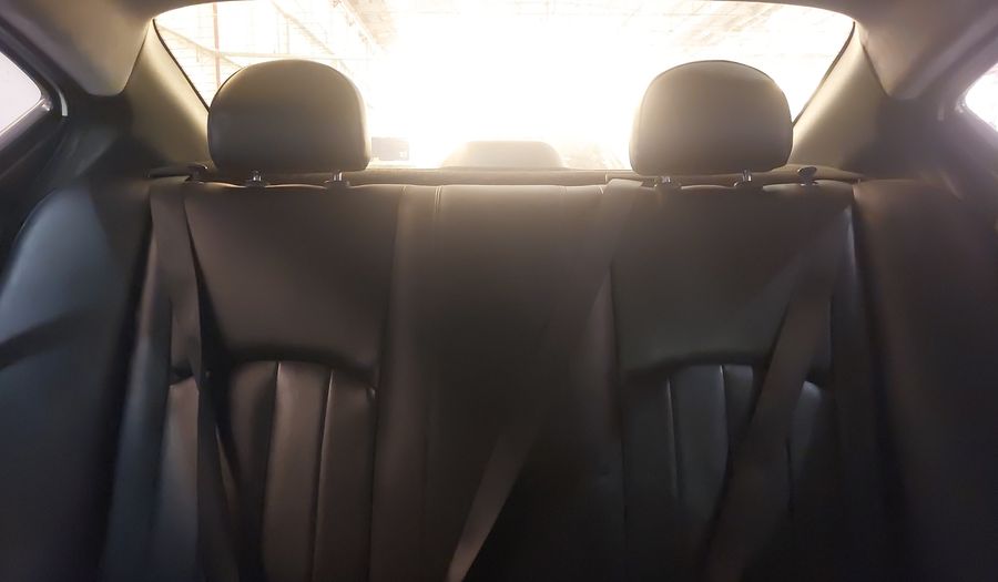Nissan Versa START SL Sedan 2019