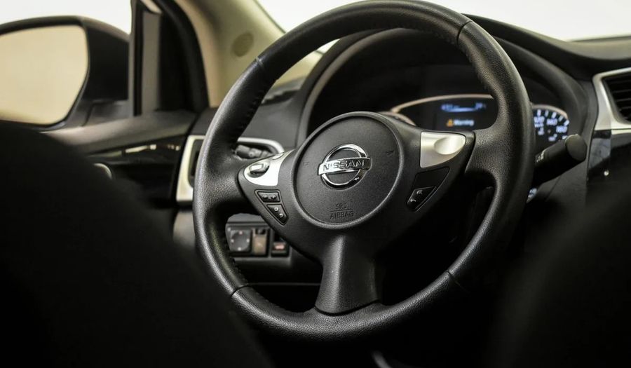 Nissan Sentra 1.8 ADVANCE Sedan 2018