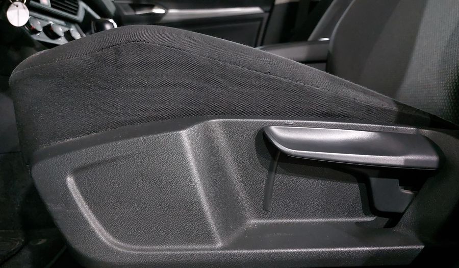 Volkswagen Jetta 1.4 COMFORTLINE AUTO Sedan 2019