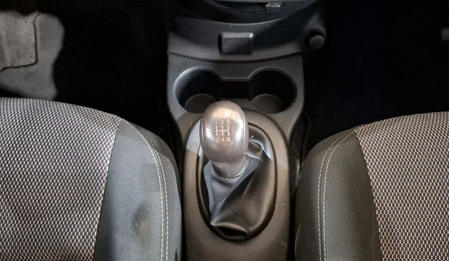 Nissan Versa 1.6 SENSE Sedan 2019