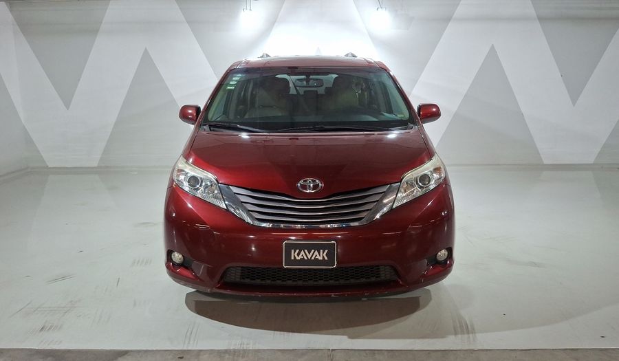 Toyota Sienna 3.5 XLE PIEL AT Minivan 2016