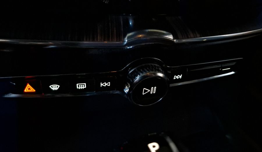 Volvo Xc60 2.0 T5 MOMENTUM AUTO AWD Suv 2021