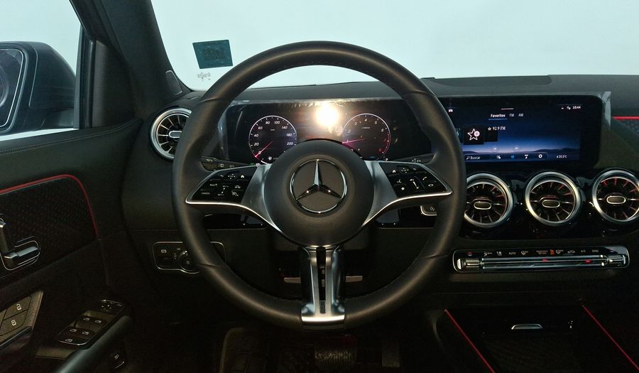 Mercedes Benz Clase Gla 1.3 MHEV GLA 200 NIGHT EDITION DCT Suv 2025