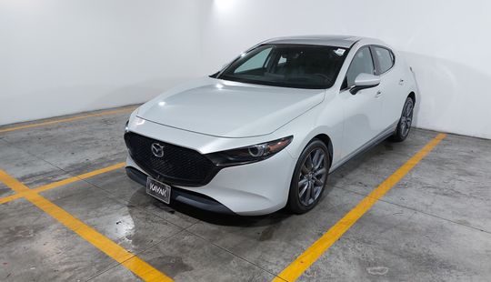 Mazda • Mazda 3