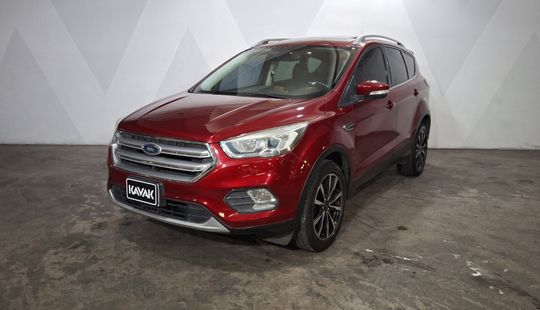 Ford • Escape