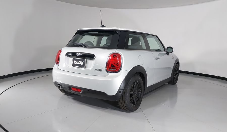 Mini Cooper 1.5 COOPER CHILI DCT Hatchback 2021