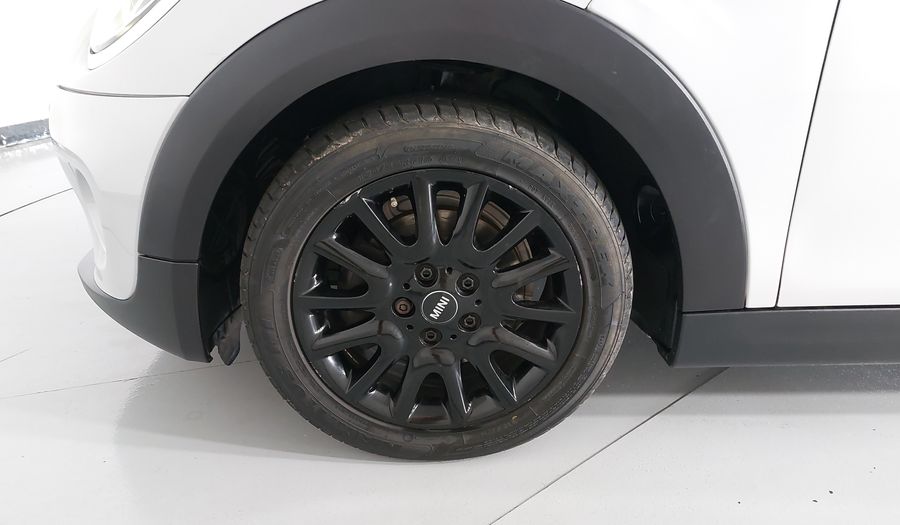 Mini Cooper 1.5 COOPER CHILI DCT Hatchback 2021