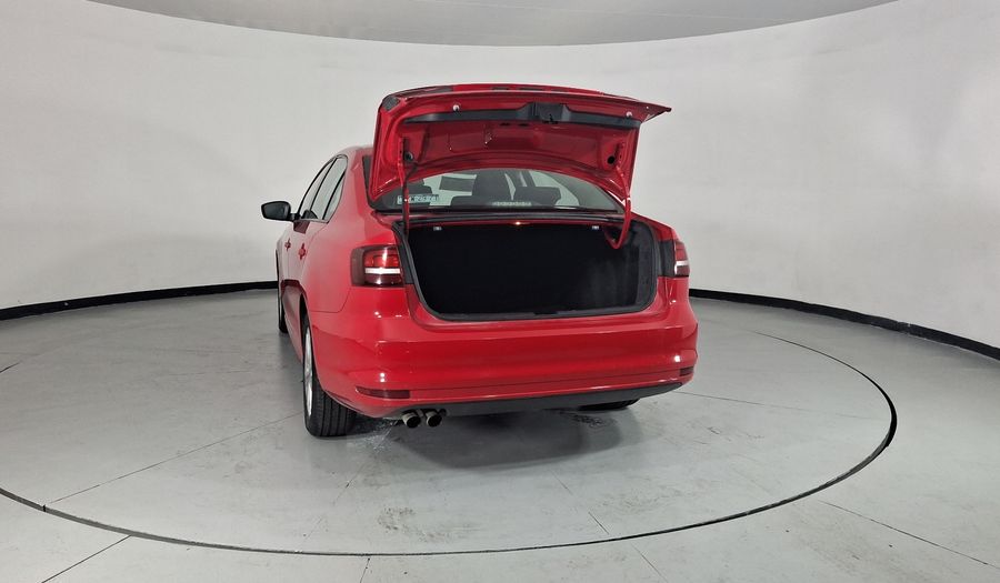 Volkswagen Jetta 2.0 TIP Sedan 2017