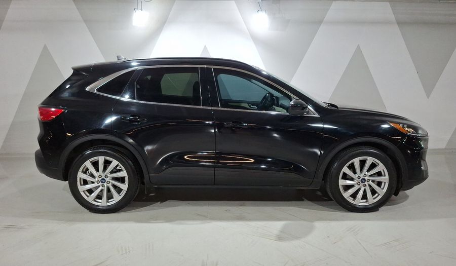 Ford Escape 2.5 HEV TITANIUM CVT Suv 2022