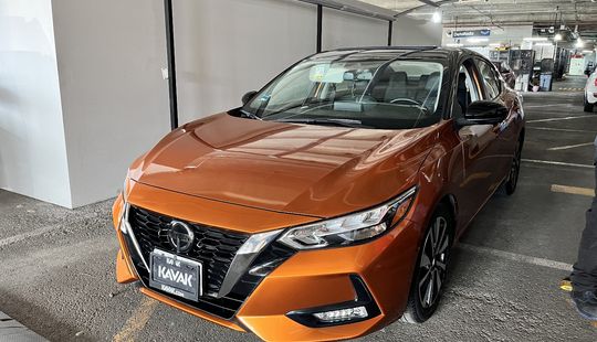 Nissan • Sentra