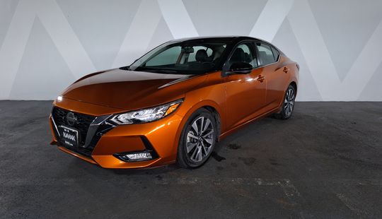 Nissan • Sentra