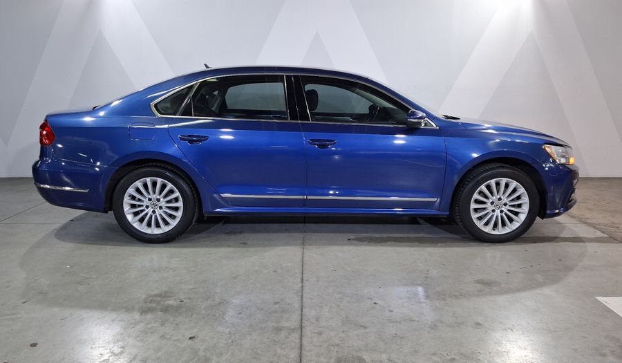 Volkswagen Passat 2.5 SPORTLINE Sedan 2016