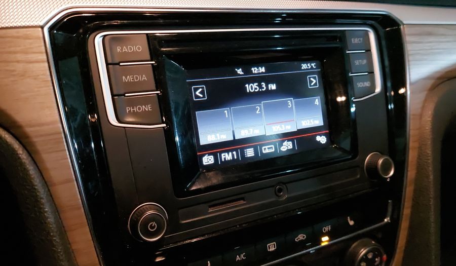 Volkswagen Passat 2.5 SPORTLINE Sedan 2016