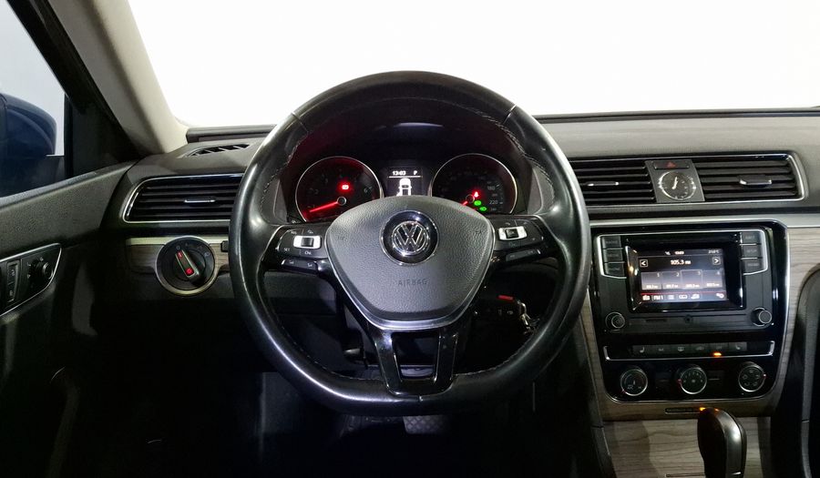 Volkswagen Passat 2.5 SPORTLINE Sedan 2016
