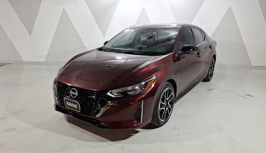 Nissan • Sentra