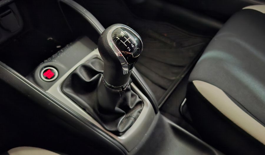 Nissan Versa 1.6 ADVANCE Sedan 2021