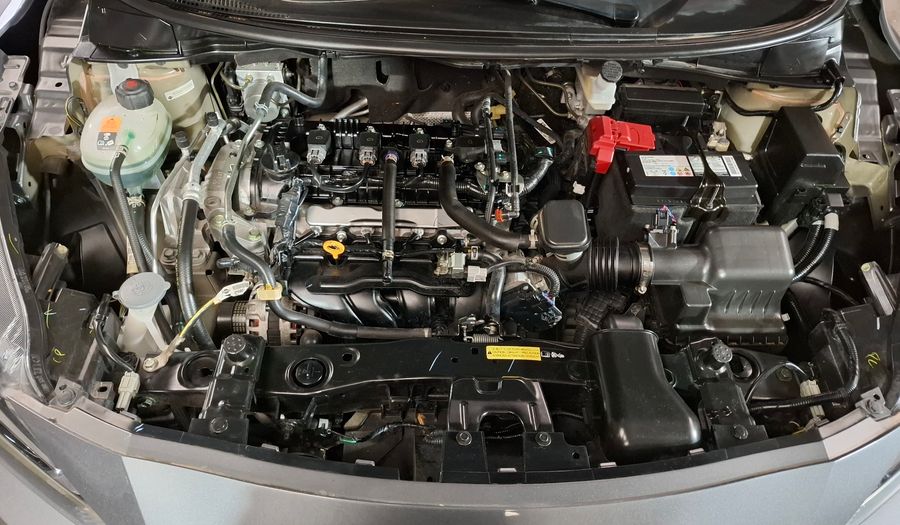 Nissan Versa 1.6 ADVANCE Sedan 2021