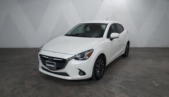 Mazda • Mazda 2