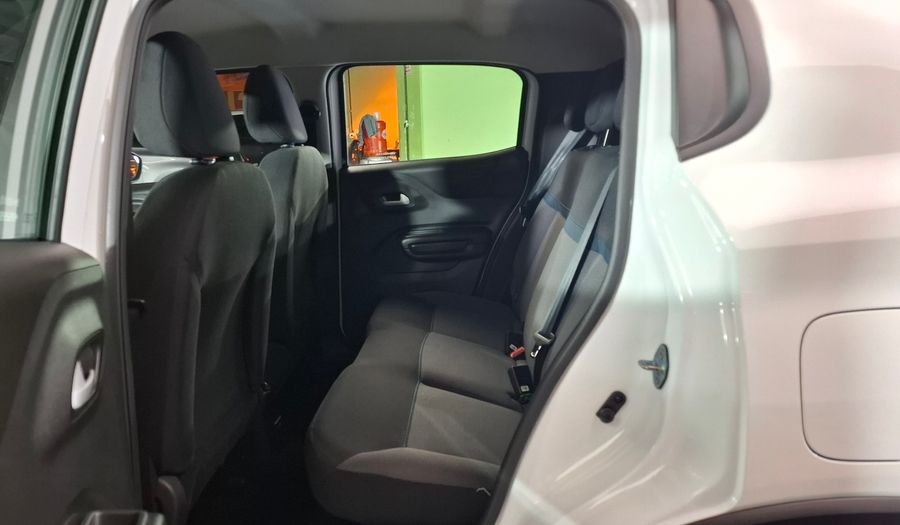 Citroen C3 1.6 FEEL PACK AUTO Hatchback 2024