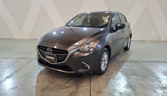 Mazda • Mazda 2