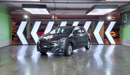 Peugeot • 208