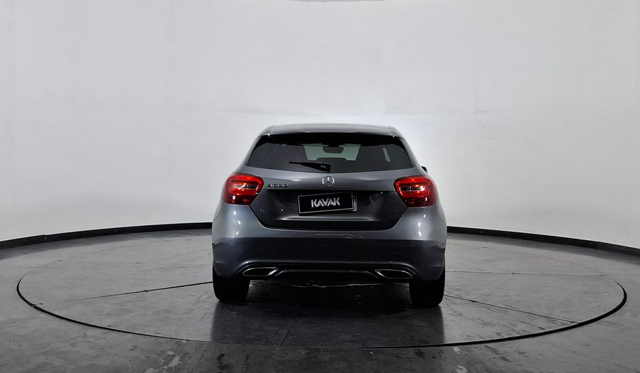 Mercedes Benz Clase A 1.6 A200 URBAN AT Hatchback 2018