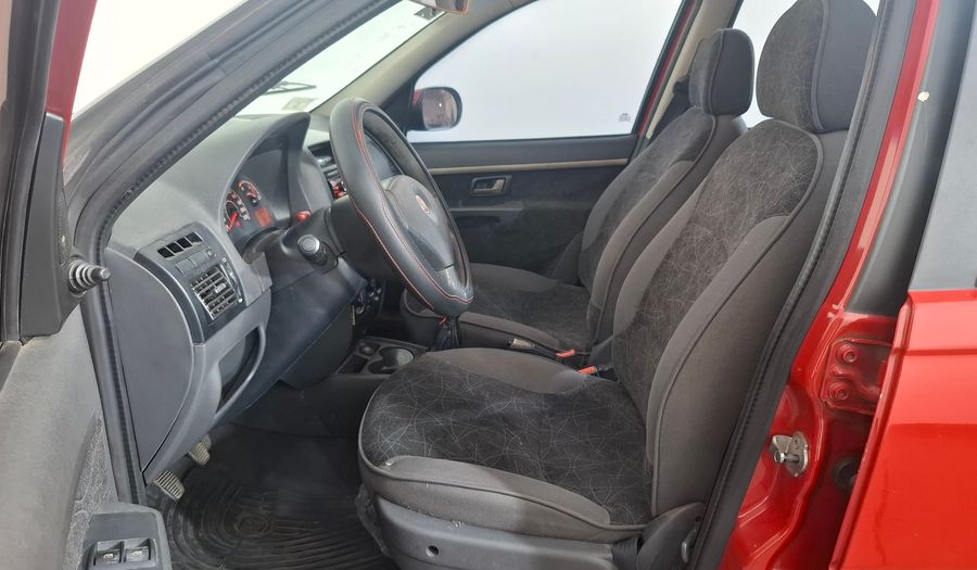 Fiat Palio 1.4 ATTRACTIVE Hatchback 2011