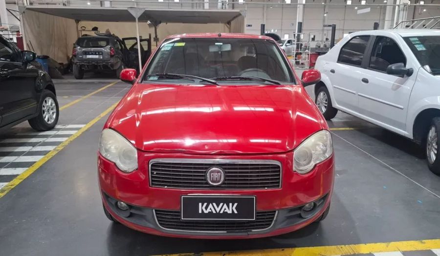 Fiat Palio 1.4 ATTRACTIVE Hatchback 2011