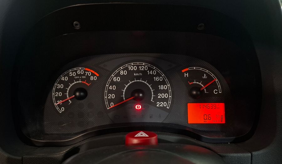 Fiat Palio 1.4 ATTRACTIVE Hatchback 2011