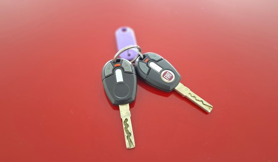 Fiat Palio 1.4 ATTRACTIVE Hatchback 2011