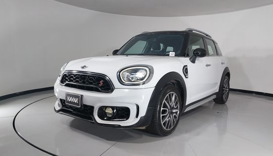 Mini • Countryman