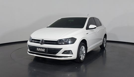 Volkswagen • Polo