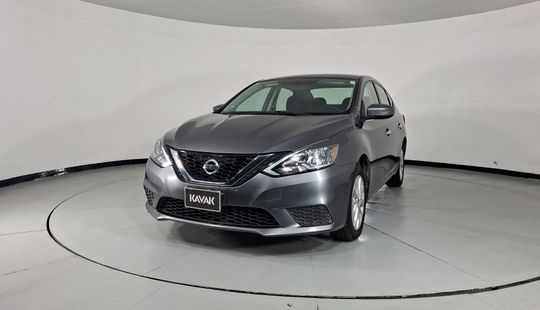 Nissan • Sentra