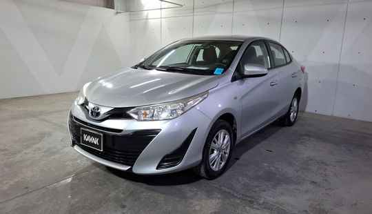 Toyota • Yaris