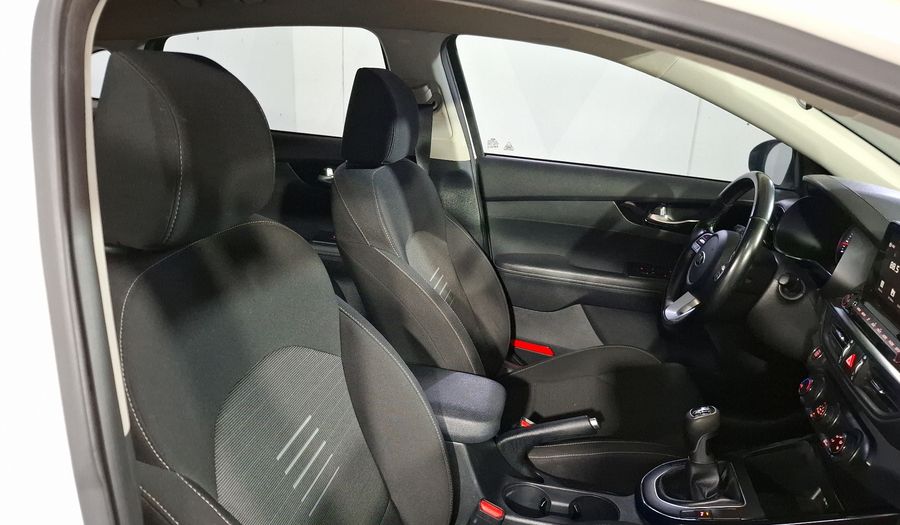 Kia Forte 2.0 EX Hatchback 2019