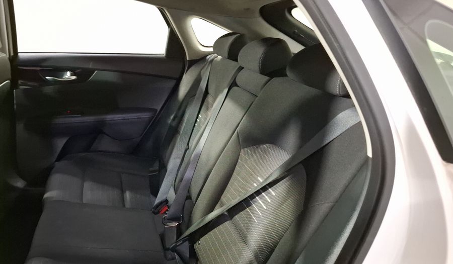 Kia Forte 2.0 EX Hatchback 2019