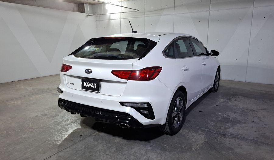 Kia Forte 2.0 EX Hatchback 2019