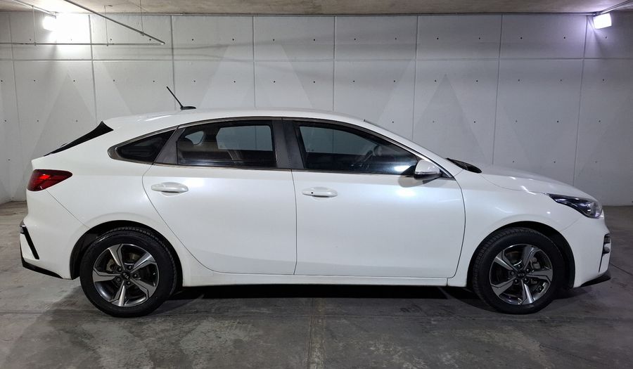 Kia Forte 2.0 EX Hatchback 2019