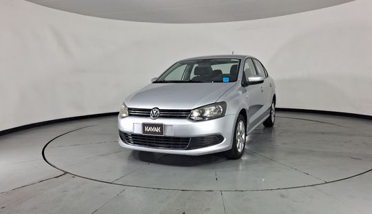Volkswagen • Vento