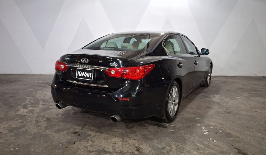 Infiniti Q50 3.7 SEDUCTION AT Sedan 2017