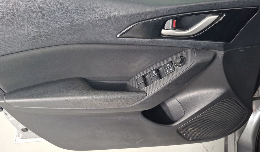 Mazda 3 2.0 SEDAN I TA Sedan 2015