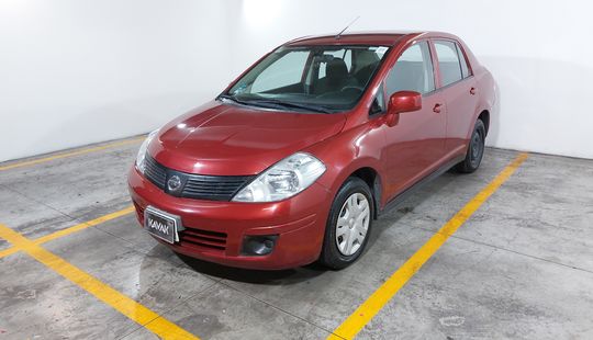 Nissan • Tiida