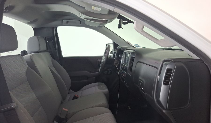 Chevrolet Silverado 2500 5.3 CAB REG A V8 LS AUTO Pickup 2018