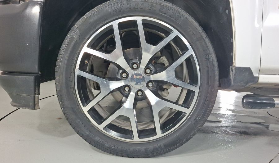 Chevrolet Silverado 2500 5.3 CAB REG A V8 LS AUTO Pickup 2018