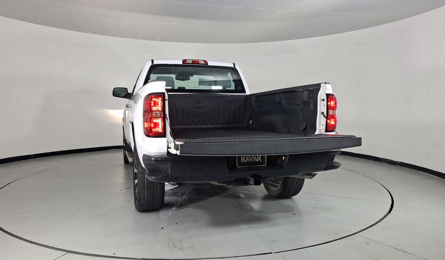 Chevrolet Silverado 2500 5.3 CAB REG A V8 LS AUTO Pickup 2018