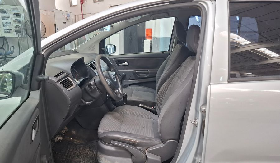 Volkswagen Fox 1.6 COMFORTLINE Hatchback 2011