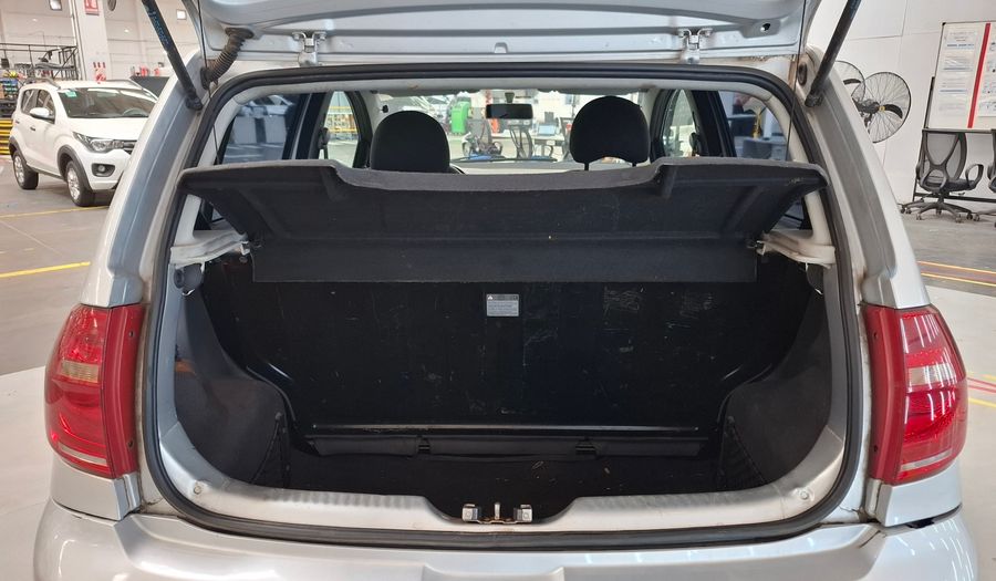 Volkswagen Fox 1.6 COMFORTLINE Hatchback 2011