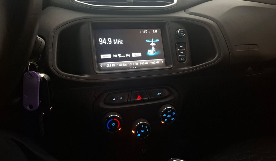 Chevrolet Onix 1.4 LTZ Hatchback 2017