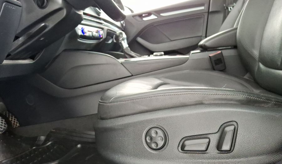 Audi A3 1.8 TFSI ATTRACTION S TRONIC Sedan 2014